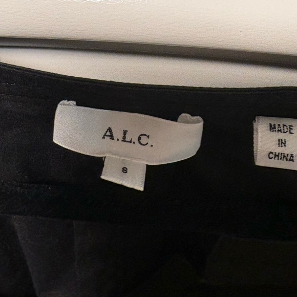 A.L.C. Black Puff Sleeve Blouse - Picture 6 of 6